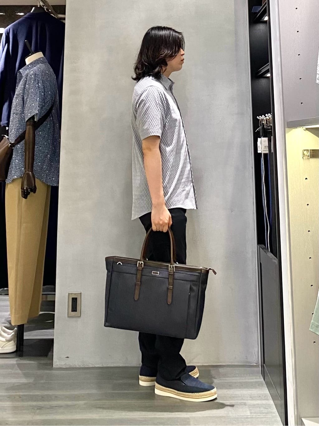 nishiさんの「TAKEO KIKUCHI｜」を使ったコーディネート