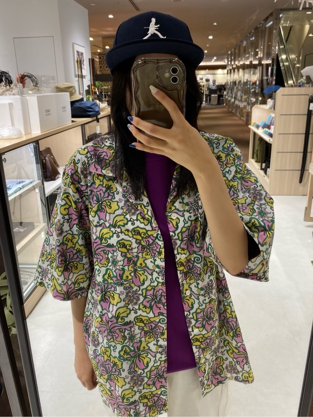 RICOさんの「TAKEO KIKUCHI｜【抗菌防臭／5サイズ展開】ハイゲージポンチ Tシャツ」を使ったコーディネート