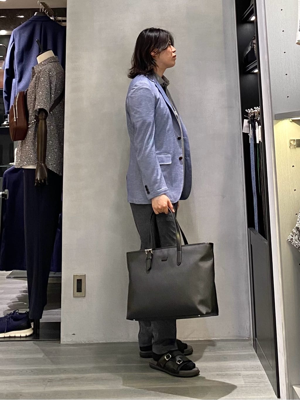 nishiさんの「TAKEO KIKUCHI｜コーデュラ（R） コーティング トートバッグ」を使ったコーディネート