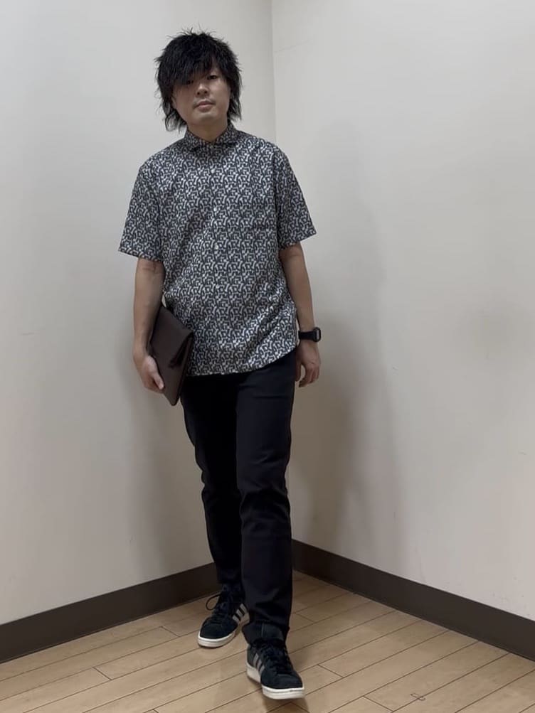 あきやまさんの「TAKEO KIKUCHI｜【Made in JAPAN】播州織 ヘリンボン ストレート パンツ」を使ったコーディネート