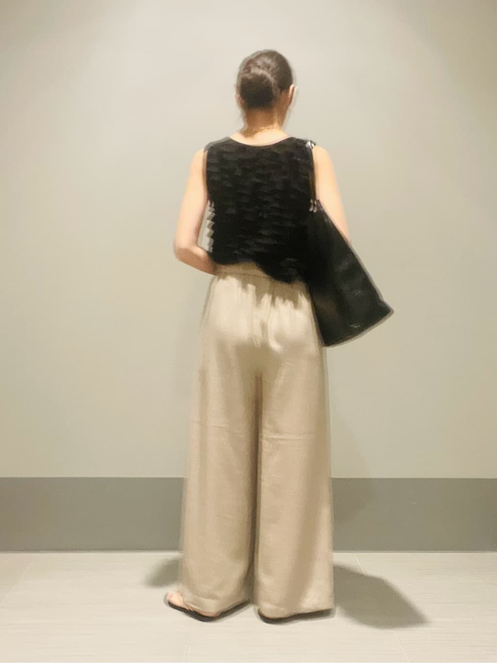 Annさんの「DRESSTERIOR｜provoke（プロヴォーク）【別注】 フリフリ タンクトップ」を使ったコーディネート