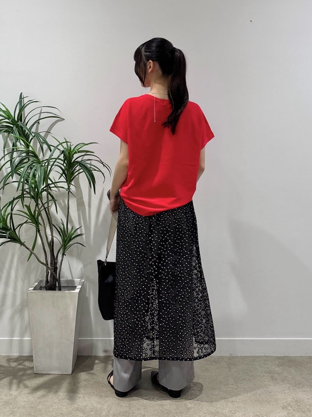 ibukiさんの「INDIVI｜【トレンド感◎】レイヤード レーススカート」を使ったコーディネート