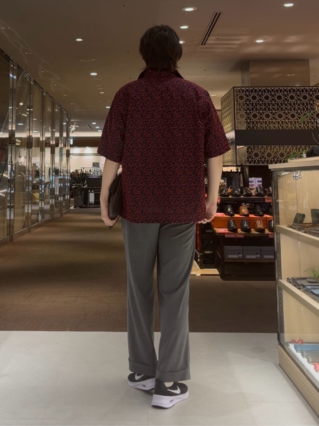 ジュンさんの「TAKEO KIKUCHI｜【2WAY】ショルダー クラッチバッグ」を使ったコーディネート