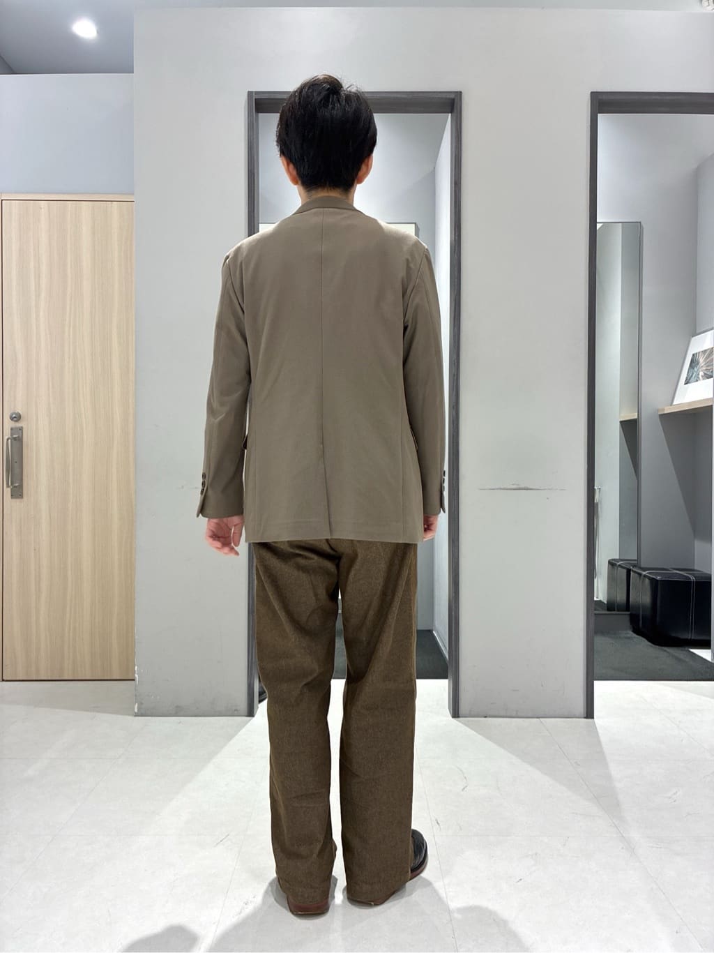 わいずみさんの「TAKEO KIKUCHI｜【360&deg;ストレッチ／セットアップ対応】None Of Stress ジャケット」を使ったコーディネート