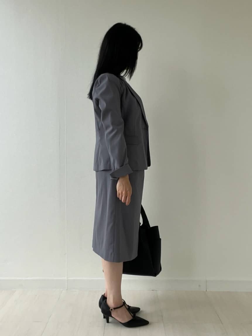 Mori Moriさんの「index｜《美人百花掲載／XS-3Lサイズ》フレアスリーブバックシャントップス【接触冷感／UVケア／洗濯機洗い」を使ったコーディネート