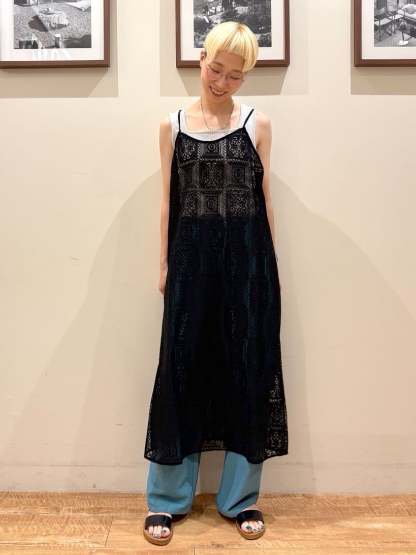 Ayumiさんの「SHOO･LA･RUE｜【S-LL】レースキャミワンピース」を使ったコーディネート