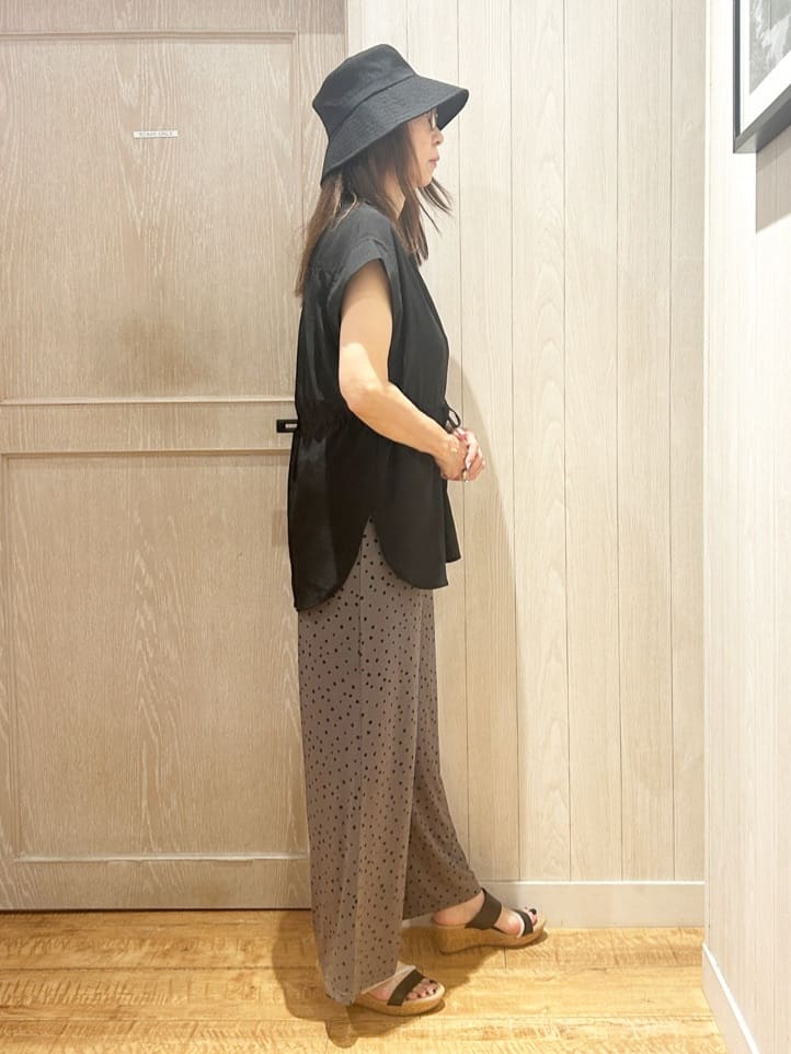 yukaさんの「SHOO･LA･RUE｜【S-LL】シルエットが変えられる ウエストリボンブラウス」を使ったコーディネート