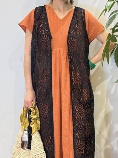 misakiさんの「SHOO･LA･RUE｜【前後2WAY】さらりと大人上品に 楊柳フレンチワンピース」を使ったコーディネート