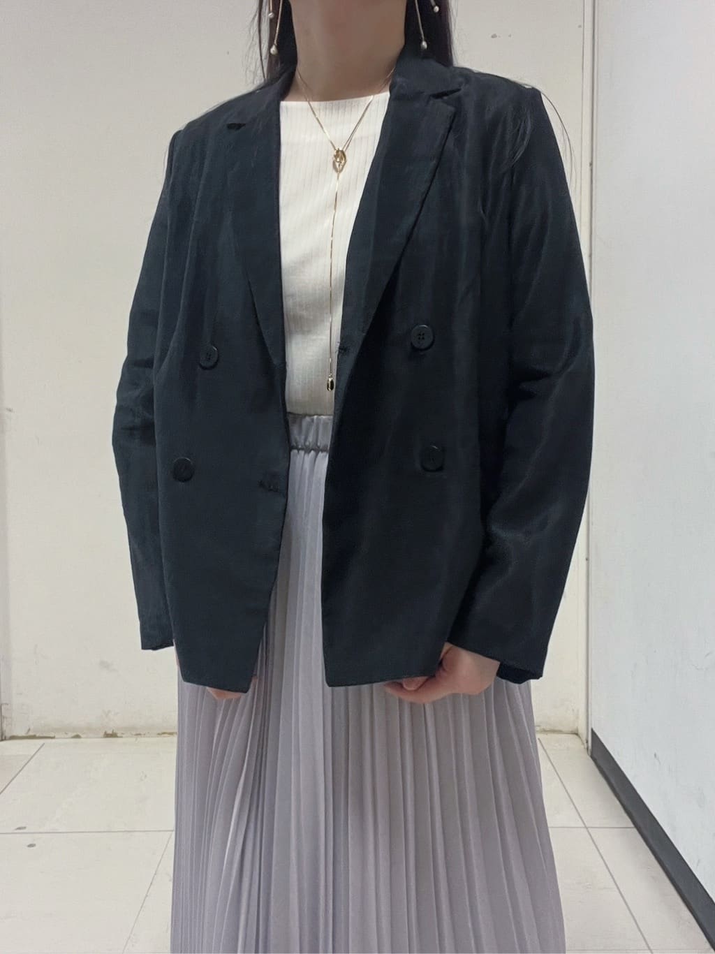 Hitomiさんの「index｜麻調シアーダブルブレストテーラードジャケット【洗濯機洗い可】」を使ったコーディネート
