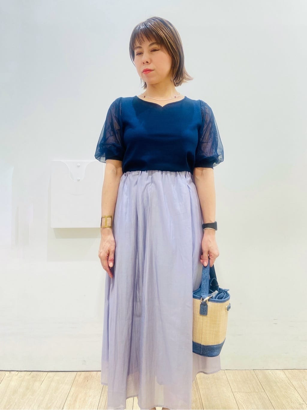 YUKOさんの「index｜シアーギャザーフレアスカート【洗濯機洗い可】」を使ったコーディネート