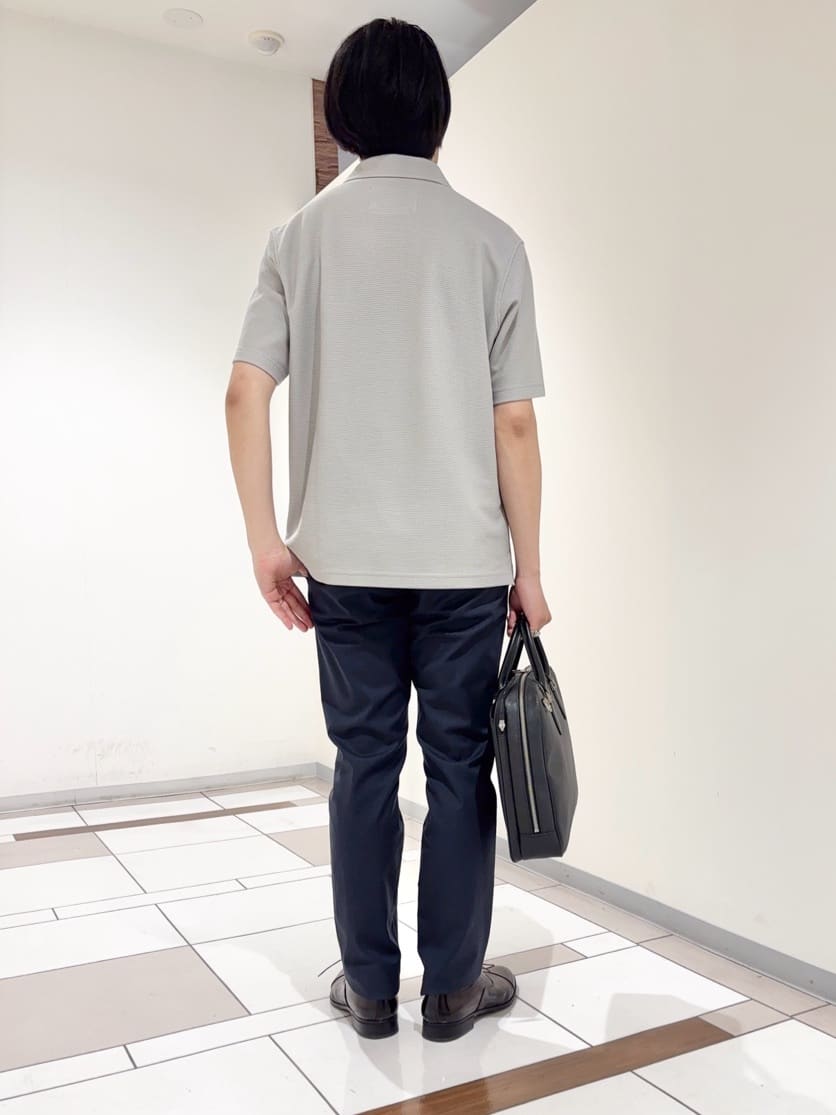 及川さんの「TAKEO KIKUCHI｜【抗菌防臭／9色5サイズ展開】ハニカムメランジ ポロシャツ」を使ったコーディネート