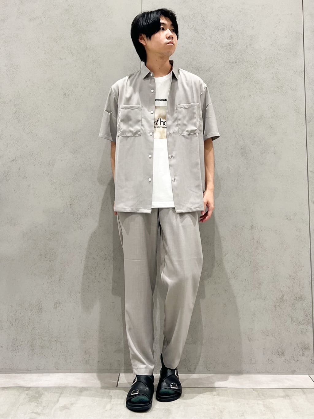 SHI-MAさんの「THE SHOP TK｜アートグラフィック 半袖Tシャツ 洗濯機OK」を使ったコーディネート