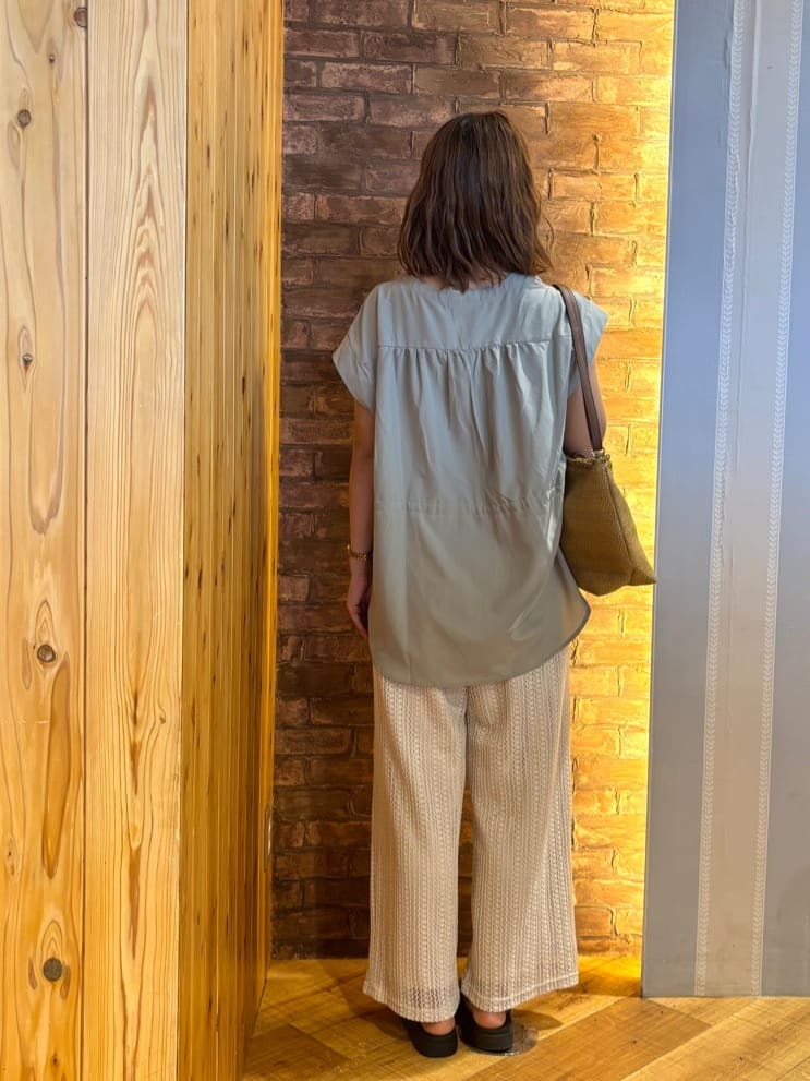 mieさんの「SHOO･LA･RUE｜【S-LL】シルエットが変えられる ウエストリボンブラウス」を使ったコーディネート