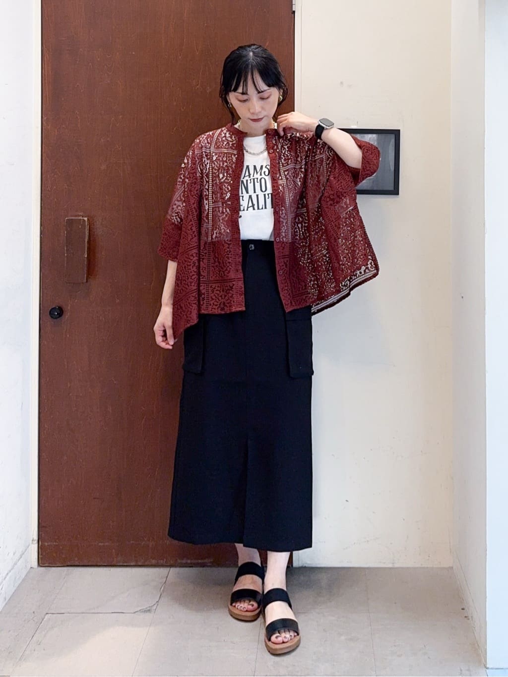 𝐇𝐢𝐫𝐨𝐦𝐢さんの「SHOO･LA･RUE｜大人レトロスタイルに レースポンチョシャツ」を使ったコーディネート