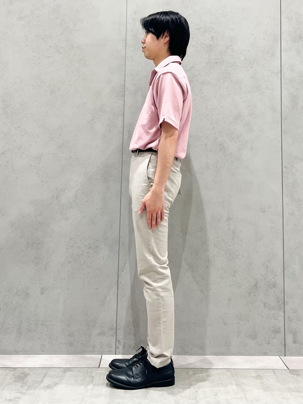 SHI-MAさんの「THE SHOP TK｜【オールシーズン穿ける！】7DAYSストレッチへリンボンパンツ　ON&hArr;OFF兼用」を使ったコーディネート