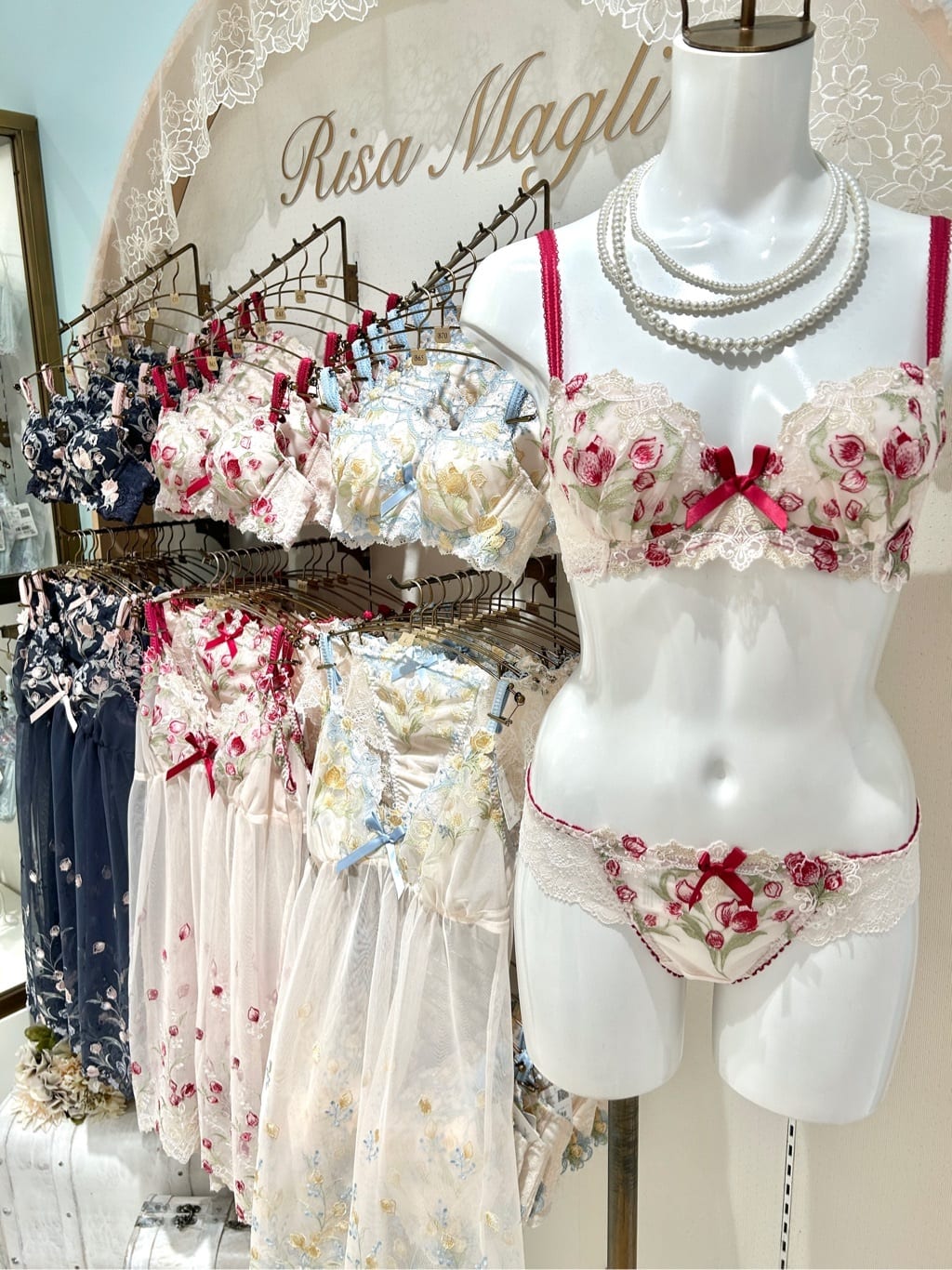 ichiさんの「Risa Magli｜イーシャ ブラジャー（E-F）＜サイドシェイプ＞」を使ったコーディネート