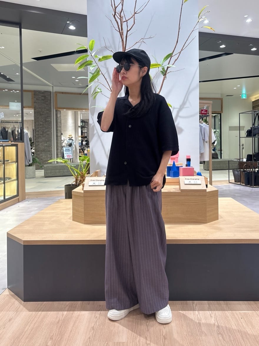 よぴさんの「TAKEO KIKUCHI｜【TAKEO KIKUCHI &times; THE BEDFORD HOTEL】オールメタルフレーム サングラ」を使ったコーディネート