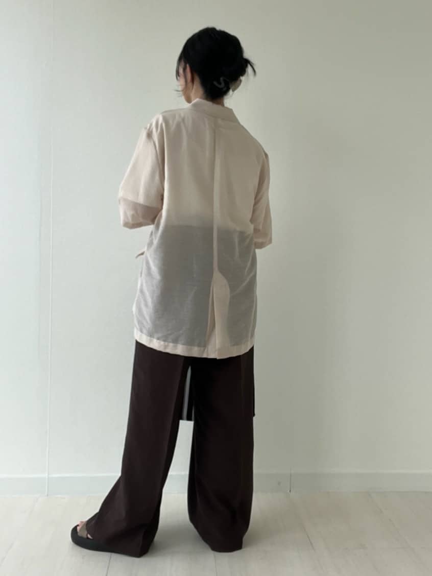 Mori Moriさんの「index｜ウエストサテン使いイージーワイドパンツ【洗濯機洗い可】」を使ったコーディネート