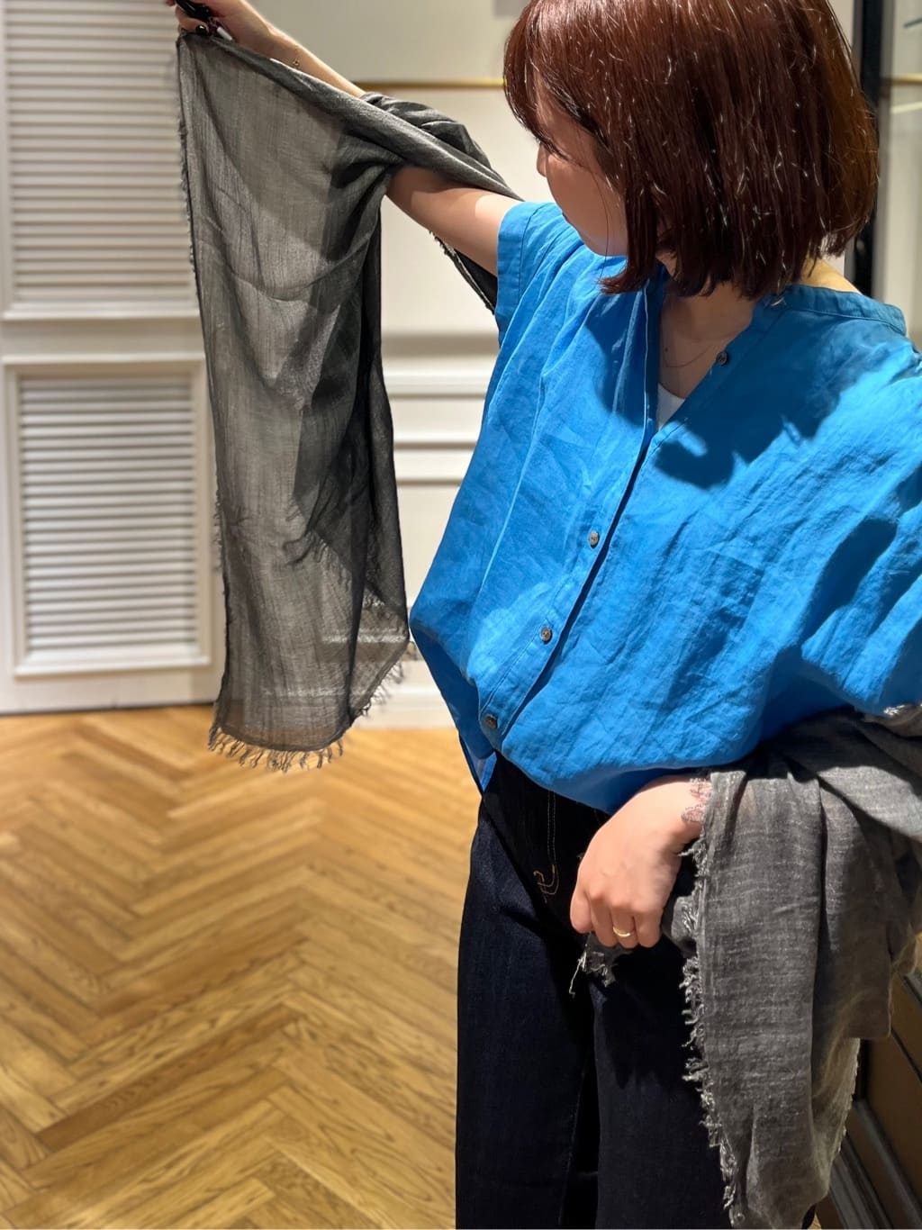つじ まこさんの「DRESSTERIOR｜チェーンブレスレット」を使ったコーディネート
