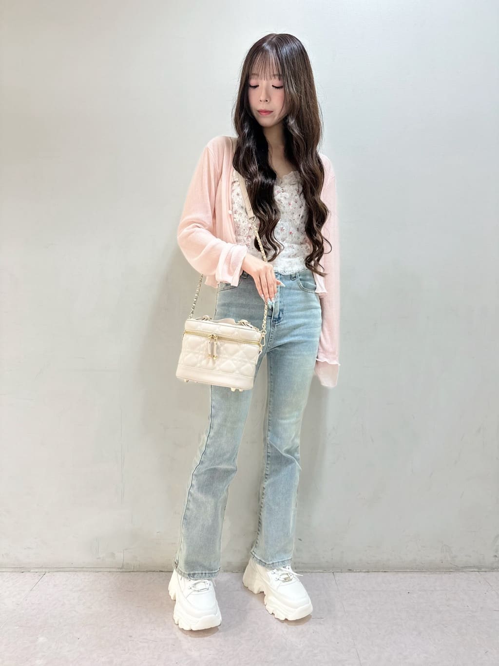 ayakaさんの「ESPERANZA｜キルティングバニティ3WAYショルダー」を使ったコーディネート