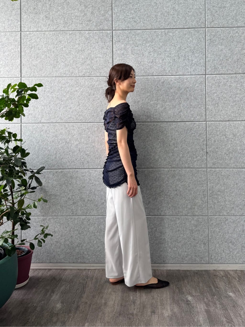 uchi__yamaさんの「CODE A｜french twill easy trouser」を使ったコーディネート