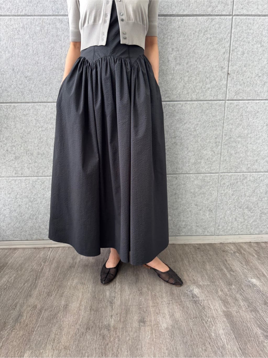 uchi__yamaさんの「CODE A｜design knit short cardigan」を使ったコーディネート