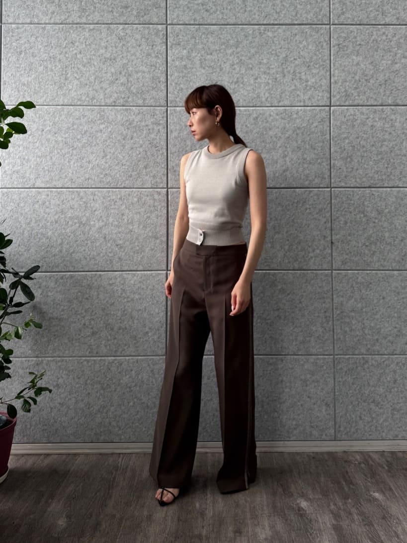 designer yukaさんの「CODE A｜design knit tank」を使ったコーディネート