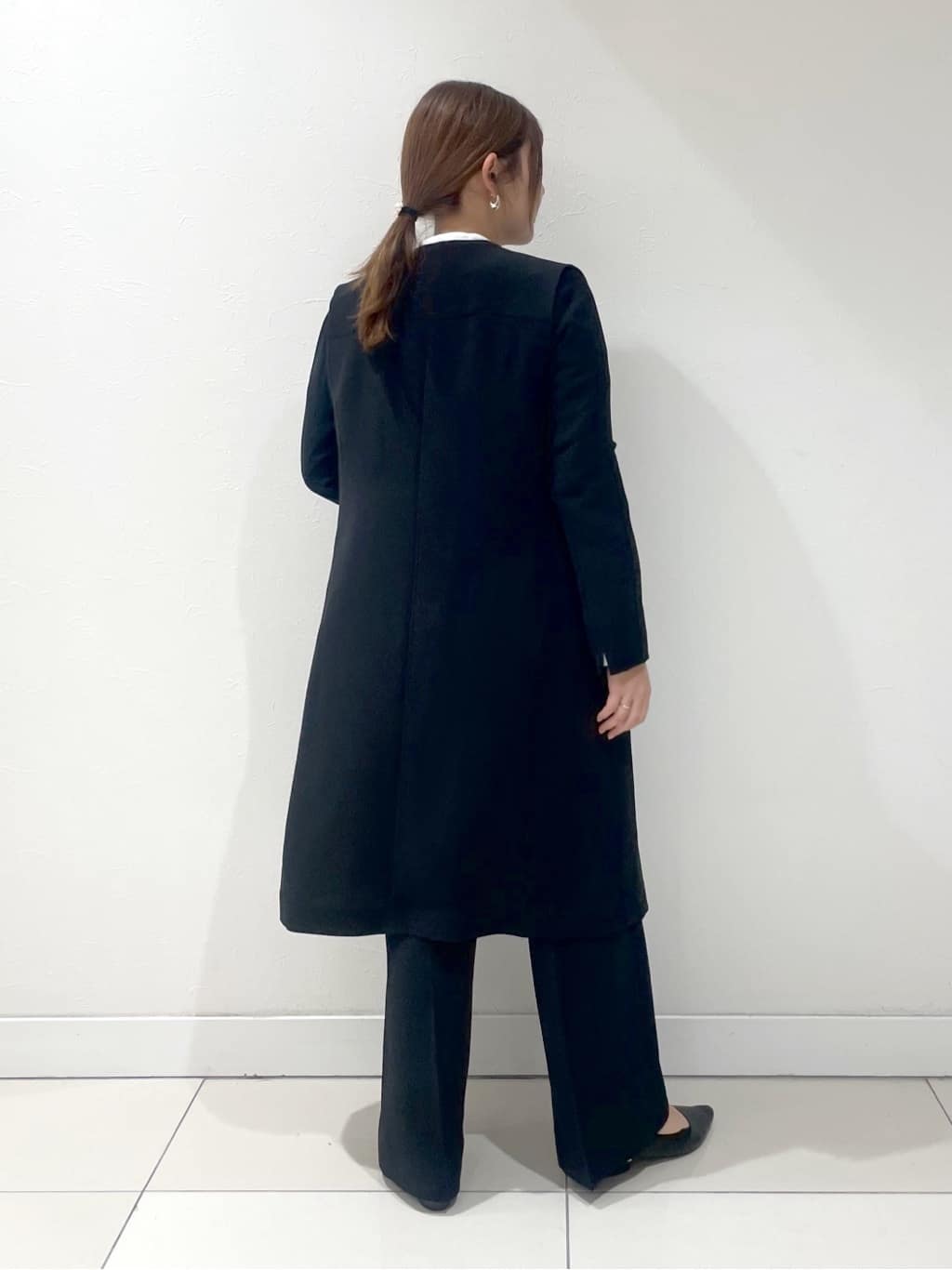 YUUKIさんの「INDIVI｜◆【2点セット／UVケア】ツイードジレ＆ボウタイブラウス カセット服」を使ったコーディネート