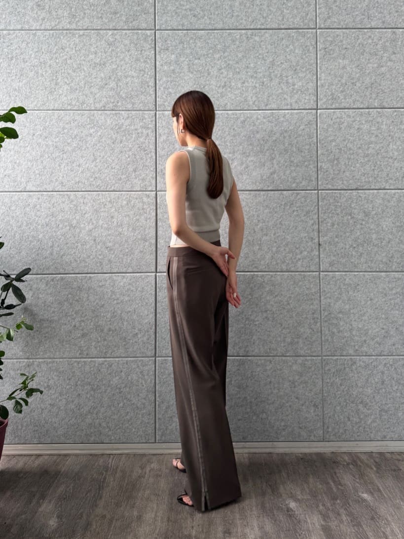 designer yukaさんの「CODE A｜design knit tank」を使ったコーディネート