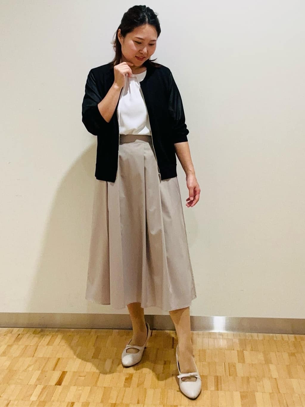 haseさんの「Reflect｜◆【洗える】タックディティールブラウス」を使ったコーディネート