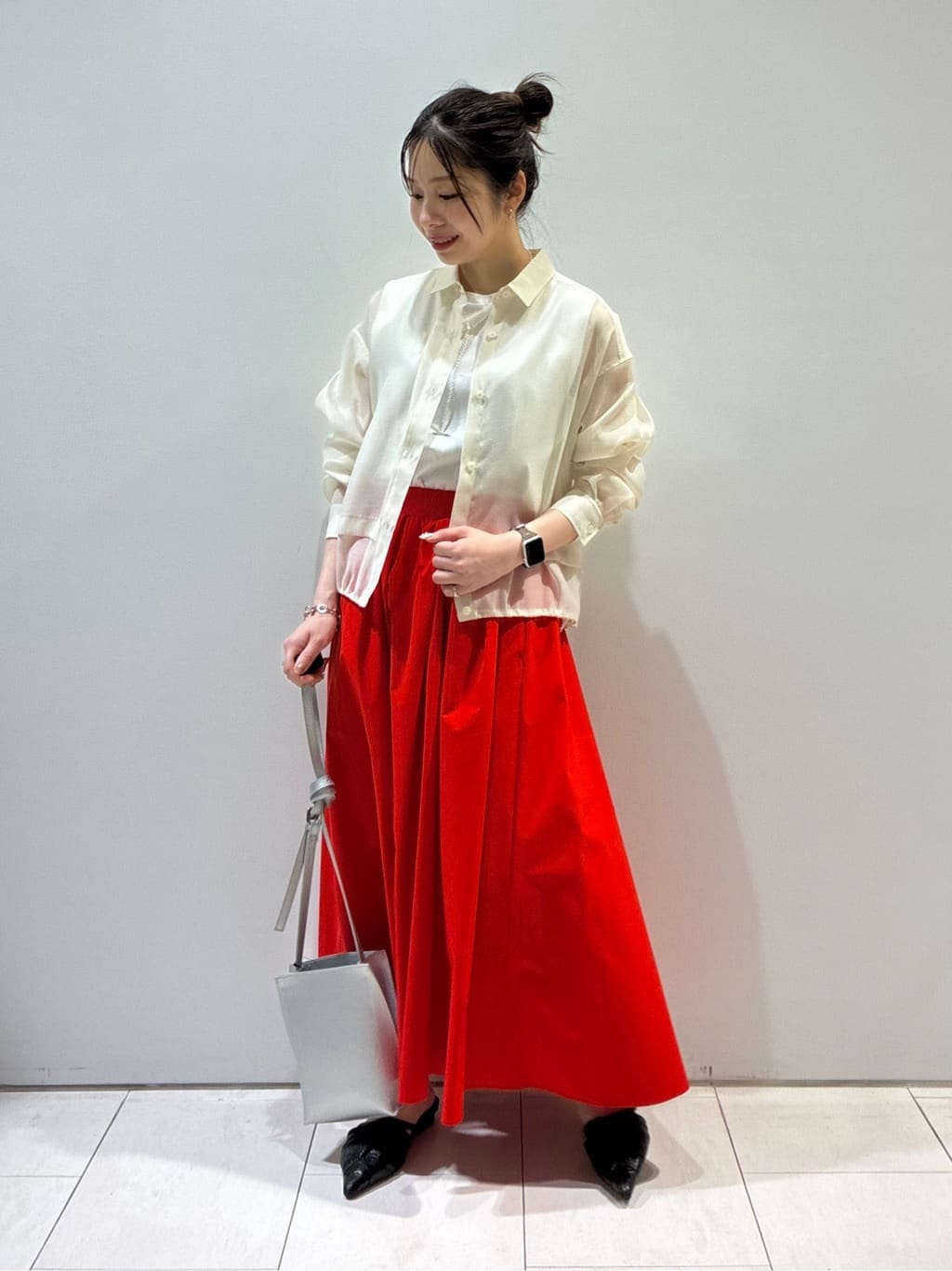 KAOさんの「INDIVI｜バイカラーショートネックレス」を使ったコーディネート