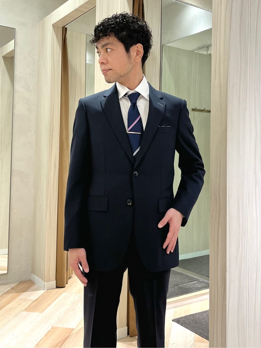 URAさんの「TAKEO KIKUCHI｜コーデュラ（R） コーティング ブリーフケース」を使ったコーディネート