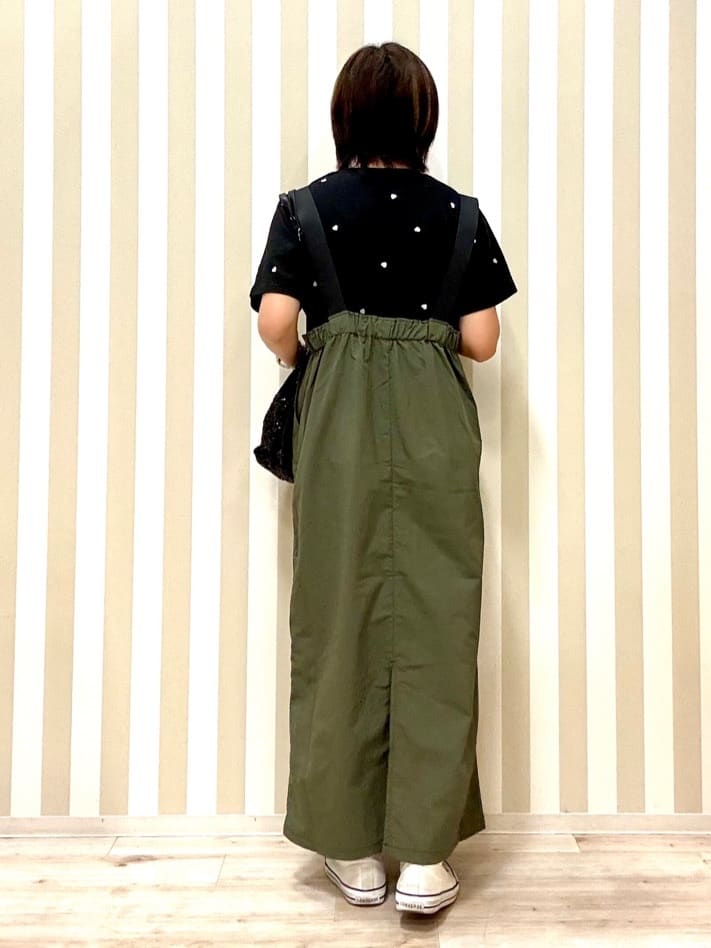 pieceさんの「SHOO･LA･RUE｜◆スパンコール巾着ショルダーバッグ」を使ったコーディネート