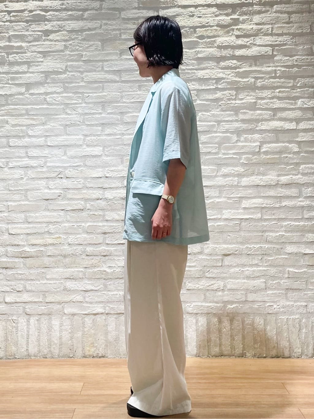 シゲリさんの「OPAQUE.CLIP｜ボリュームソールスポーティサンダル」を使ったコーディネート