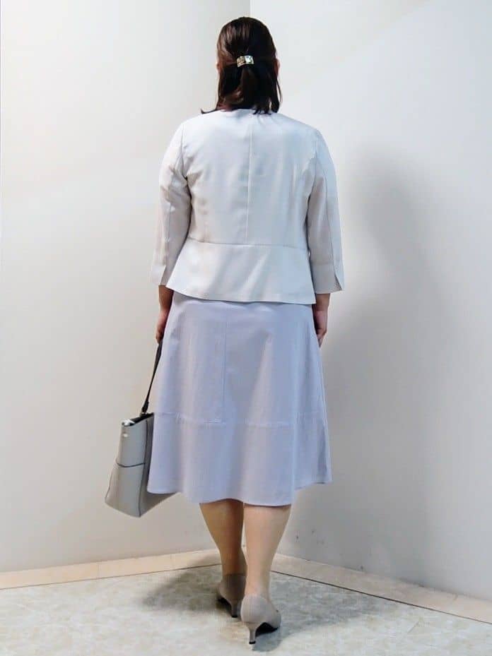 エリさんの「Reflect｜◆【接触冷感／洗える／吸水速乾／夏のオケージョンに／セットアップ可】ノーカラージャケット」を使ったコーディネート