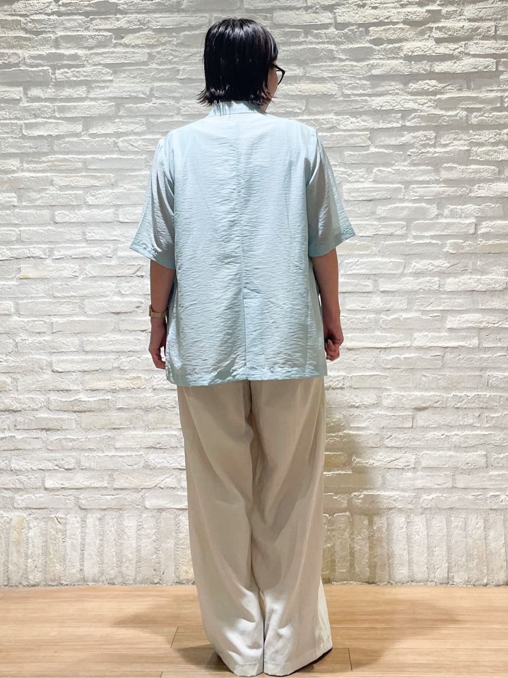 シゲリさんの「OPAQUE.CLIP｜ボリュームソールスポーティサンダル」を使ったコーディネート