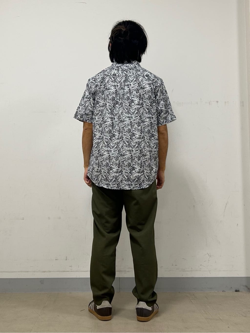 Hiroさんの「TAKEO KIKUCHI｜◆【Sサイズ～】フェイスロープ刺繍 天竺Tシャツ」を使ったコーディネート