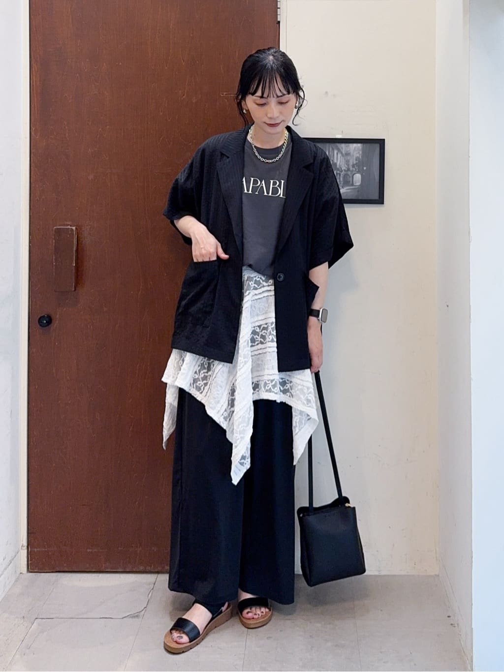 𝐇𝐢𝐫𝐨𝐦𝐢さんの「SHOO･LA･RUE｜【2WAY】スカートにもなる イレヘム レースビスチェ」を使ったコーディネート