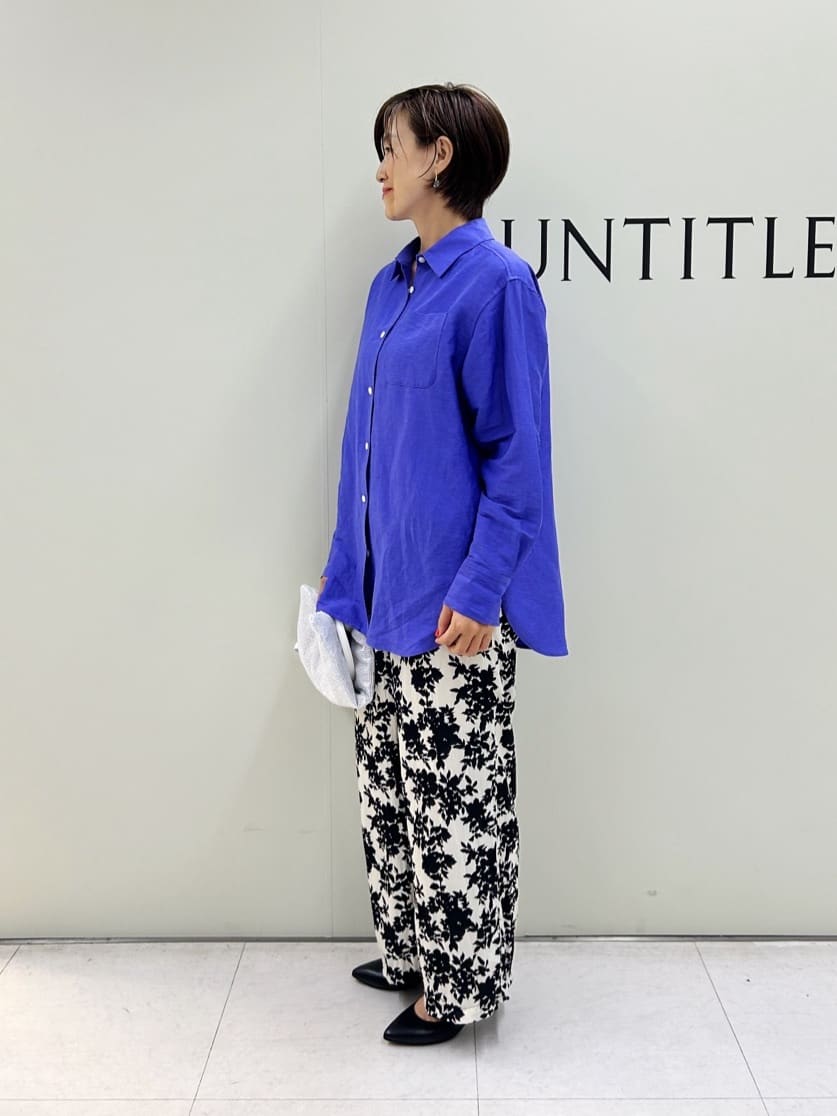 Mikiさんの「UNTITLED｜【ウエストゴム/ワイド/柄】モノトーンフラワーパンツ」を使ったコーディネート