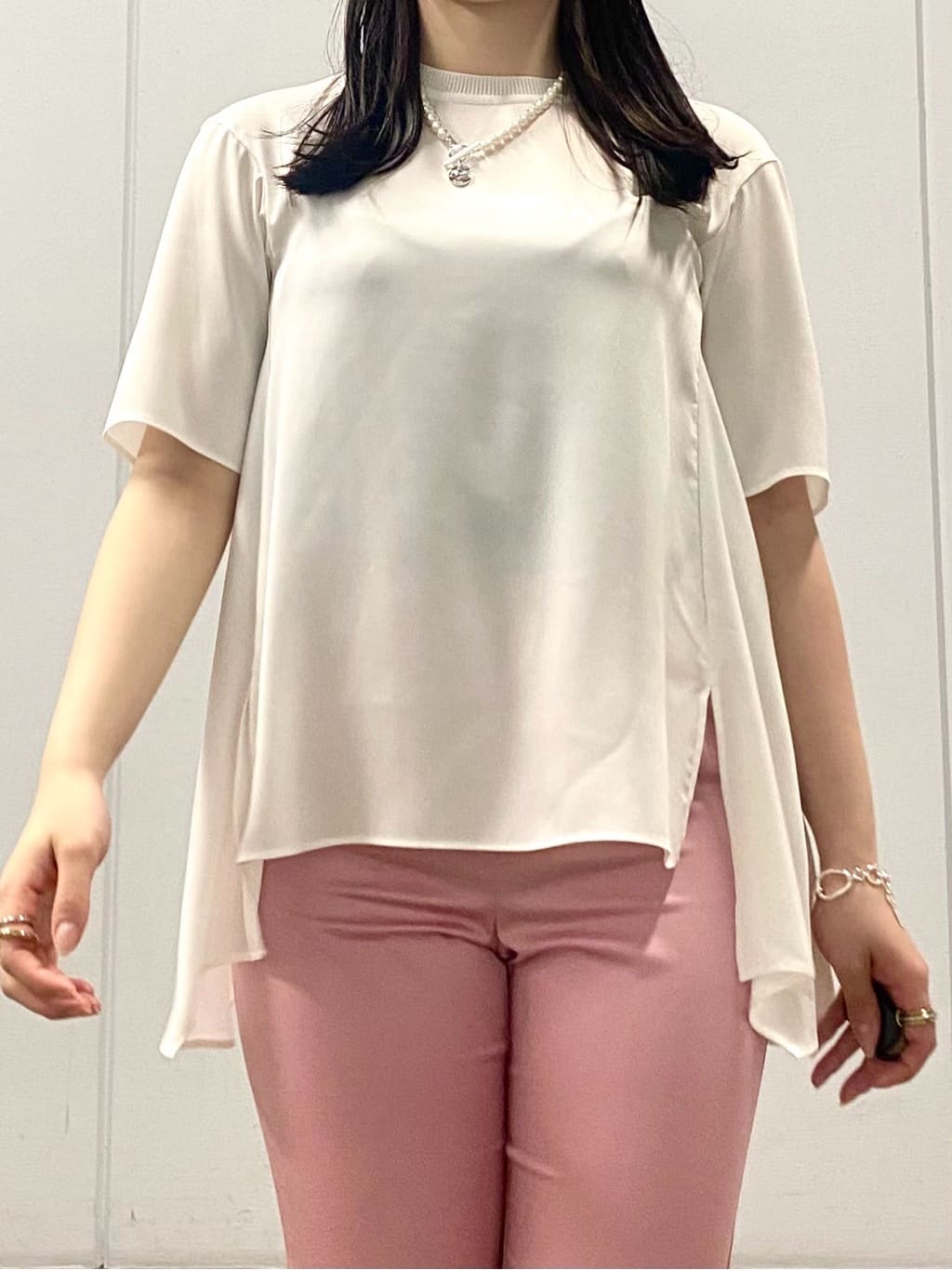 misakiさんの「INDIVI｜【バックシャン】デザインTブラウス」を使ったコーディネート