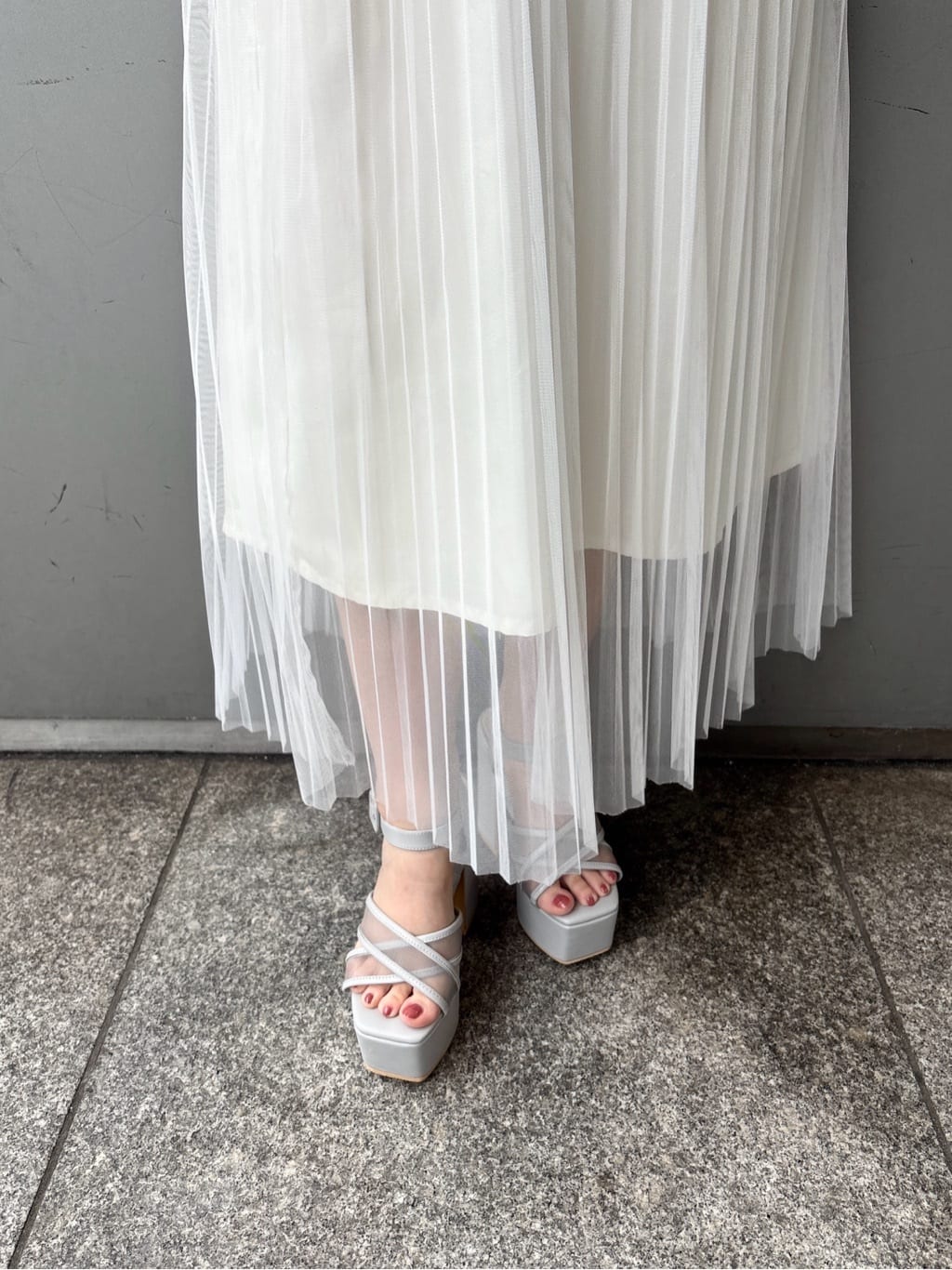 まっきーさんの「ESPERANZA｜ラク盛り厚底サンダルⅢ」を使ったコーディネート