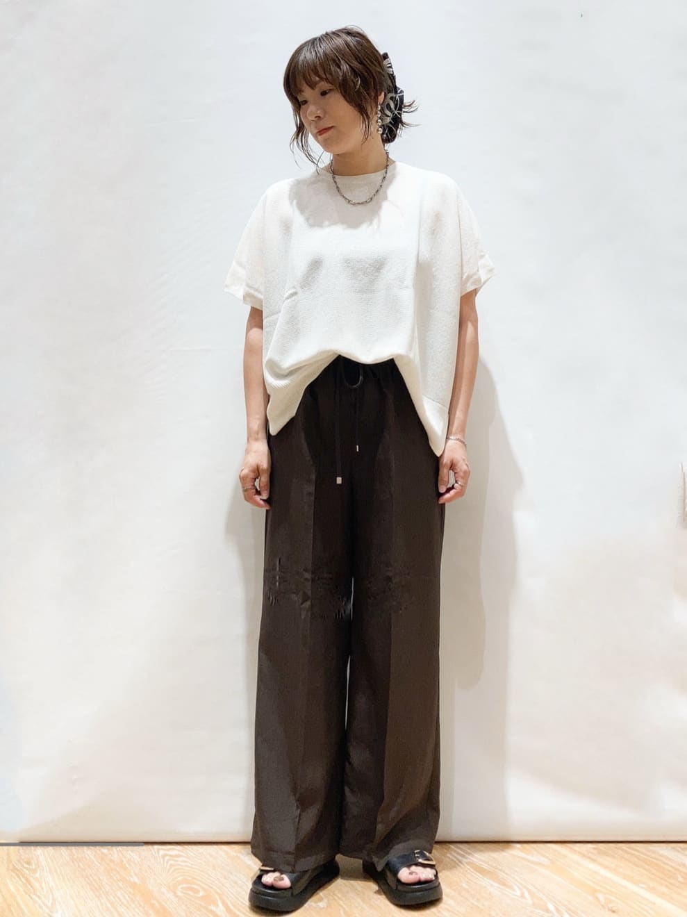 Shihoさんの「OPAQUE.CLIP｜《5色展開／S-LLサイズ》リラクシーメッシュニット【洗濯機洗い可】」を使ったコーディネート