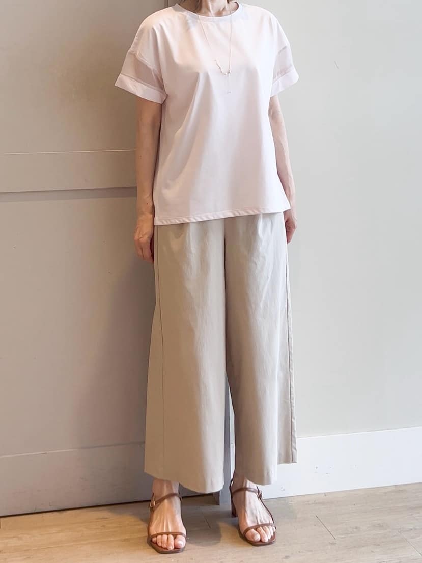 yamakoさんの「grove｜サマーハイパーストレッチワイドパンツ」を使ったコーディネート