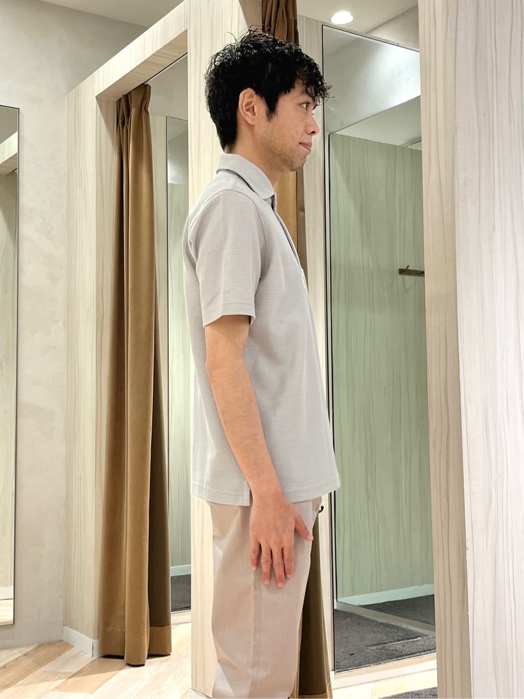 URAさんの「TAKEO KIKUCHI｜【抗菌防臭／9色5サイズ展開】ハニカムメランジ ポロシャツ」を使ったコーディネート