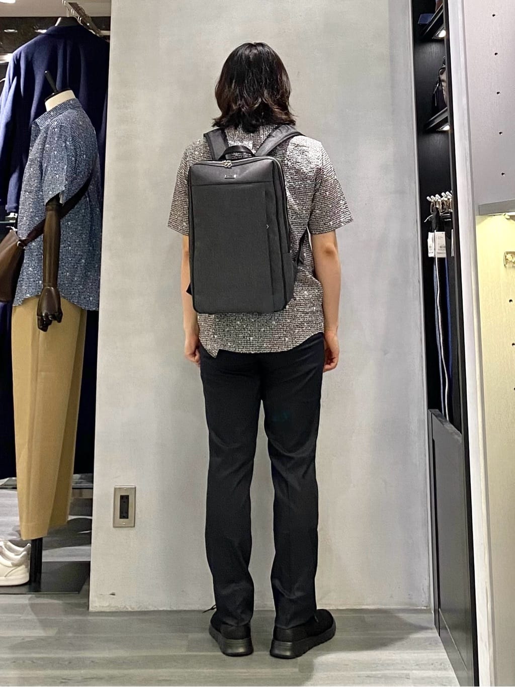 nishiさんの「TAKEO KIKUCHI｜【抗菌防臭】COOL DOTS（R）ドビープリント ジャケット」を使ったコーディネート