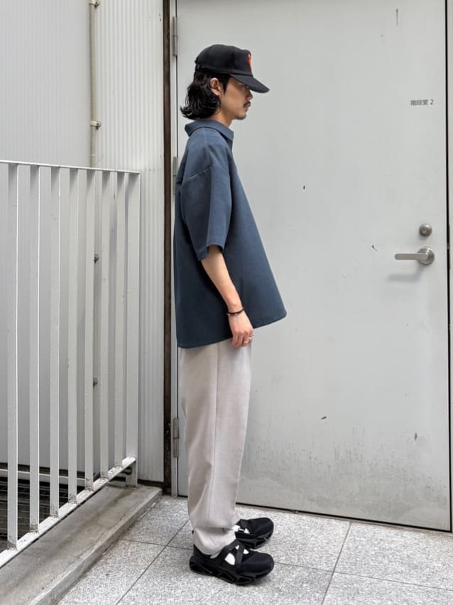 北浦歩大さんの「tk.TAKEO KIKUCHI｜◆【セットアップ対応】テッククレープスキッパーシャツ」を使ったコーディネート
