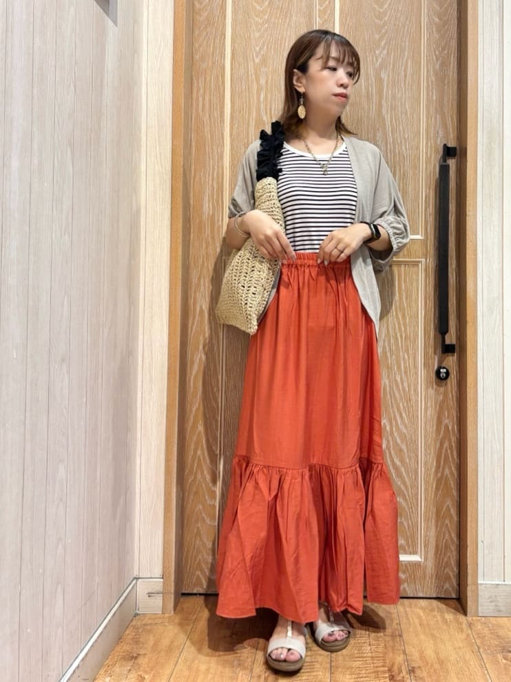meiさんの「SHOO･LA･RUE｜【UV/さらさらタッチ】女性らしさ漂う 5分袖ボレロカーディガン」を使ったコーディネート