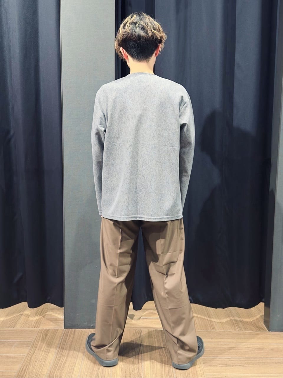 tomoyaさんの「THE SHOP TK｜シャリルジャージ カーディガン 洗濯機OK/吸水速乾/イージーケア/セットアップ可」を使ったコーディネート
