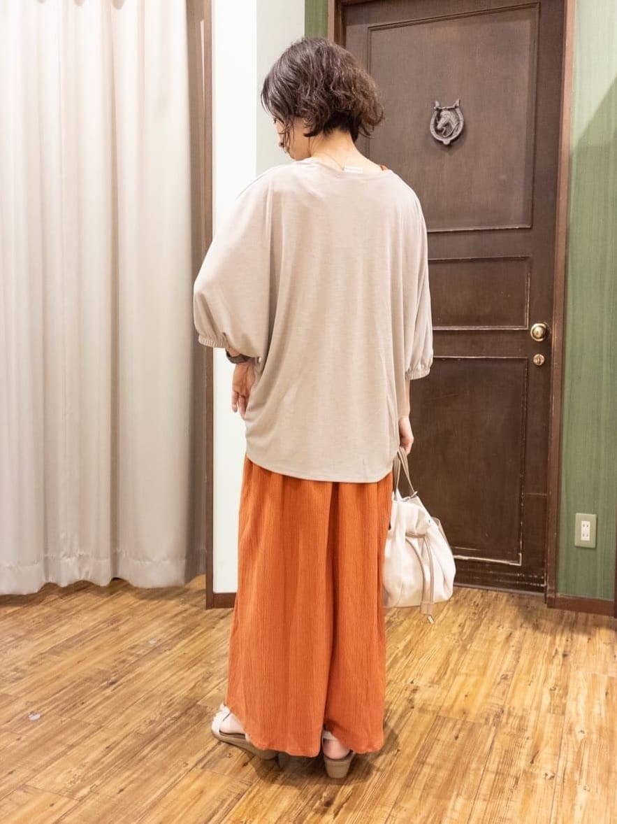 yukaさんの「SHOO･LA･RUE｜【UV/さらさらタッチ】女性らしさ漂う 5分袖ボレロカーディガン」を使ったコーディネート