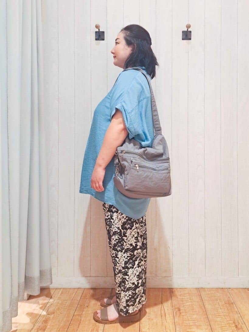 kotomiさんの「SHOO･LA･RUE｜【ひんやり】すっきりきれいに体型カバー コクーンシルエットワンピース」を使ったコーディネート